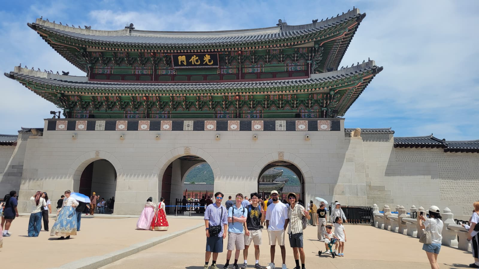 Alberto in Korea